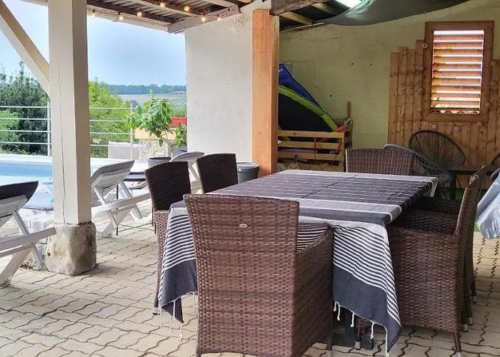 Сasa de vacaciones La Rose