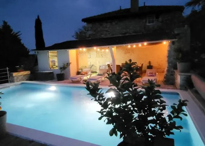 La Rose Сasa de vacaciones Brossac